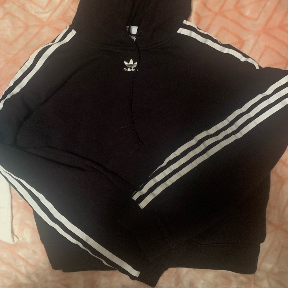 Woman’s crop hoodie size large